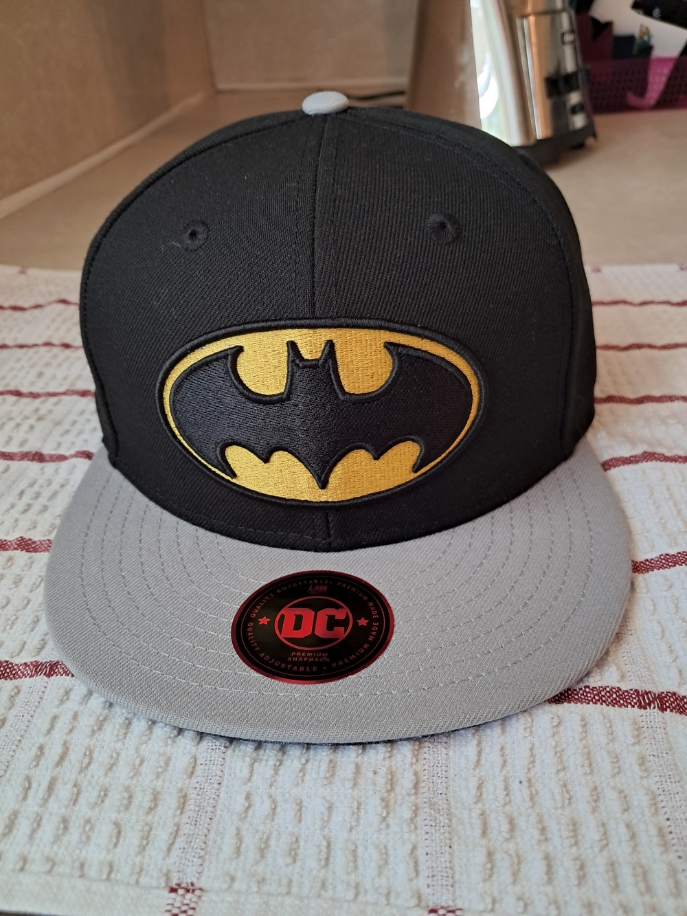 DC Comics Batman Logo Comic Undervisor Snapback Hat - Black & Gray
